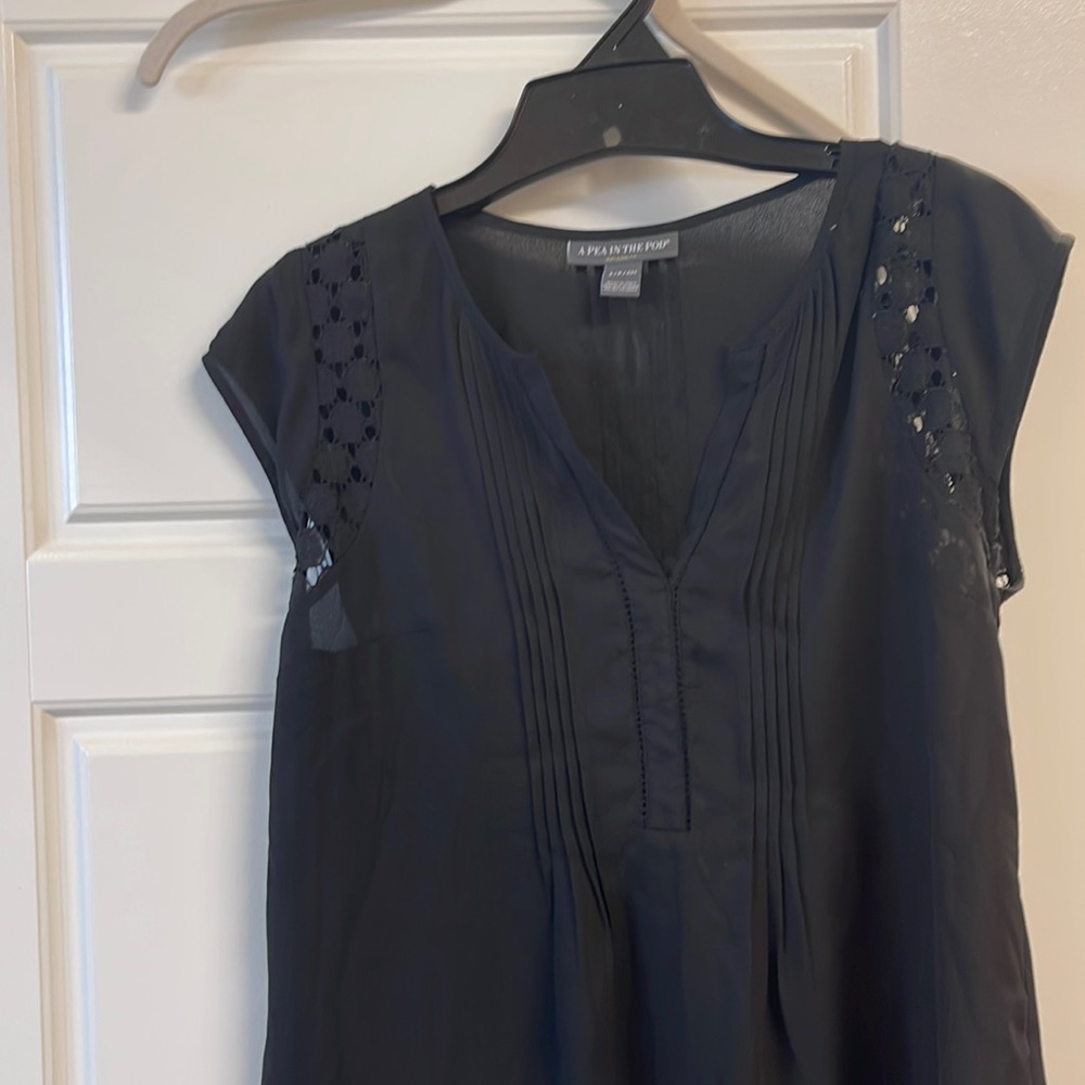 Pea in Pod Maternity Top